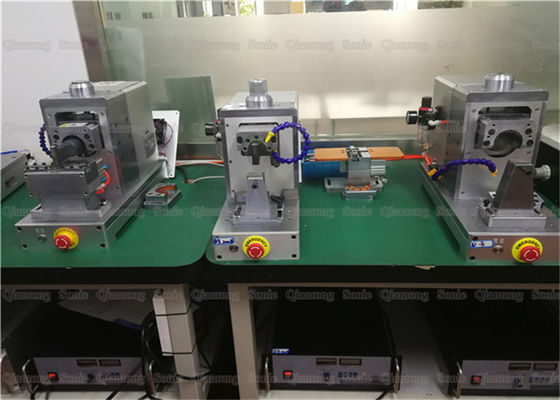 3000ワットのニッケルの網およびニッケル版の溶接のための超音波金属の溶接装置