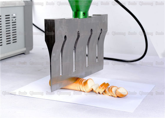 凍結するトマト肉食糧のためのカスタマイズされた色の超音波打抜き機